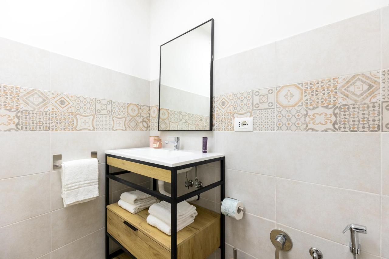 Gentile Suites - Private Rooms Rome Buitenkant foto